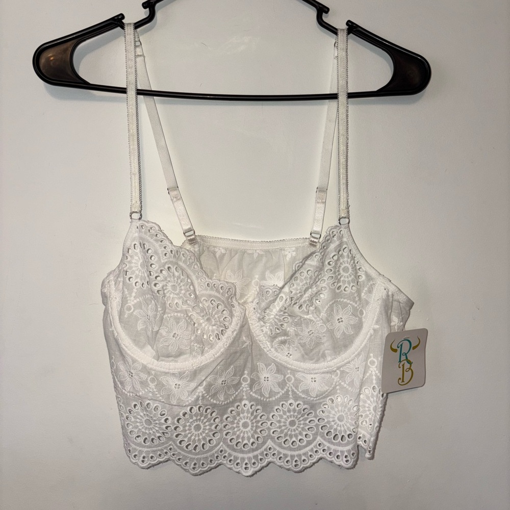 White Eyelet crop top
